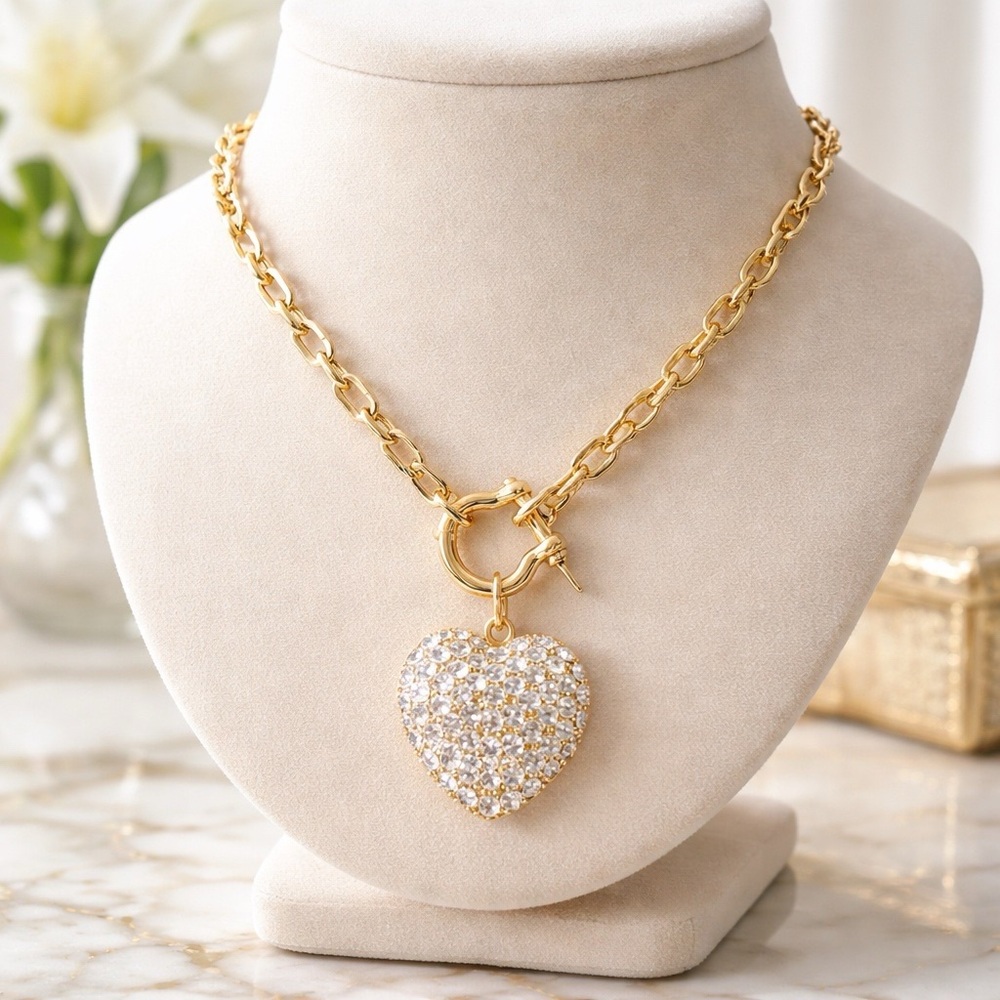 Gold Heart Pendant Necklace